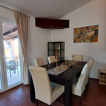 Villa Anemona Fažana Esterno foto