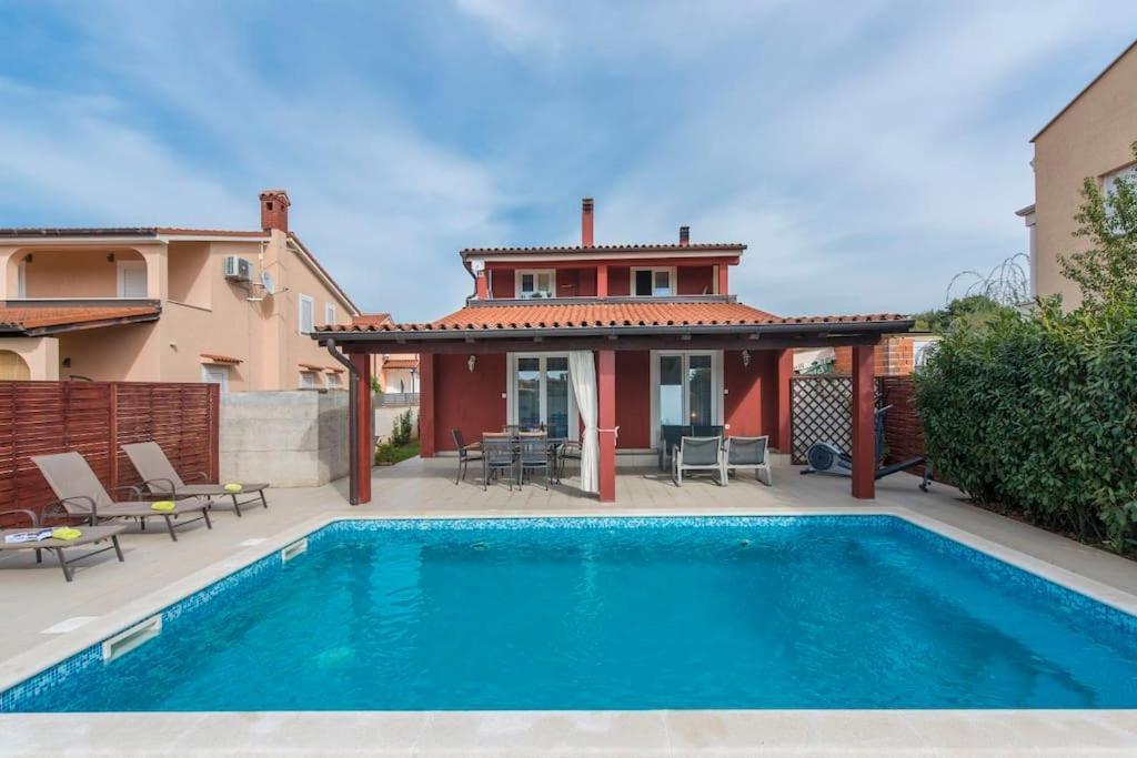 Villa Anemona Fažana Esterno foto